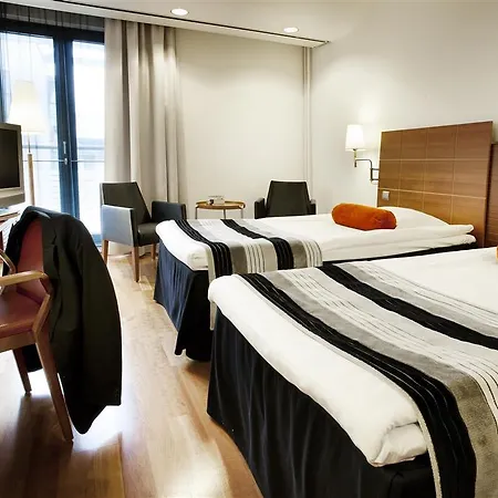 Scandic Simonkenttae 4*