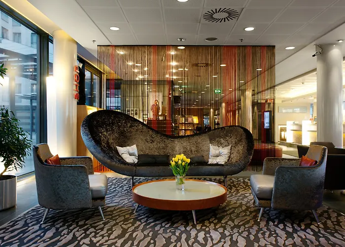 سكانديف سيمونكيتا