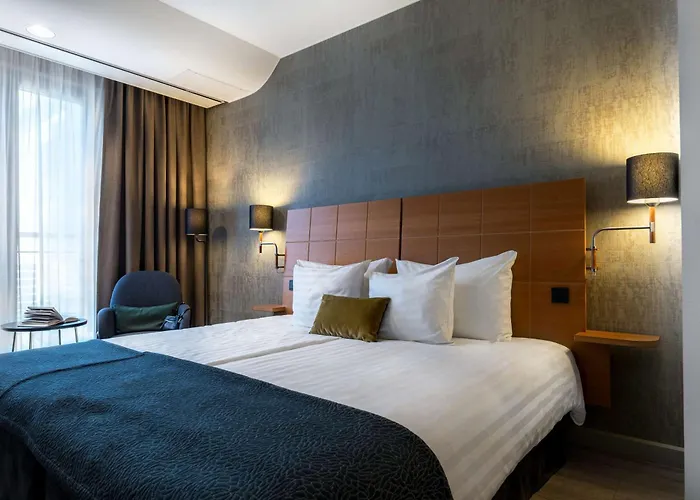 سكانديف سيمونكيتا