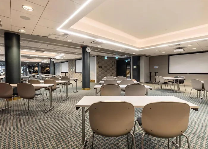 Otel Scandic Simonkenttae 4*