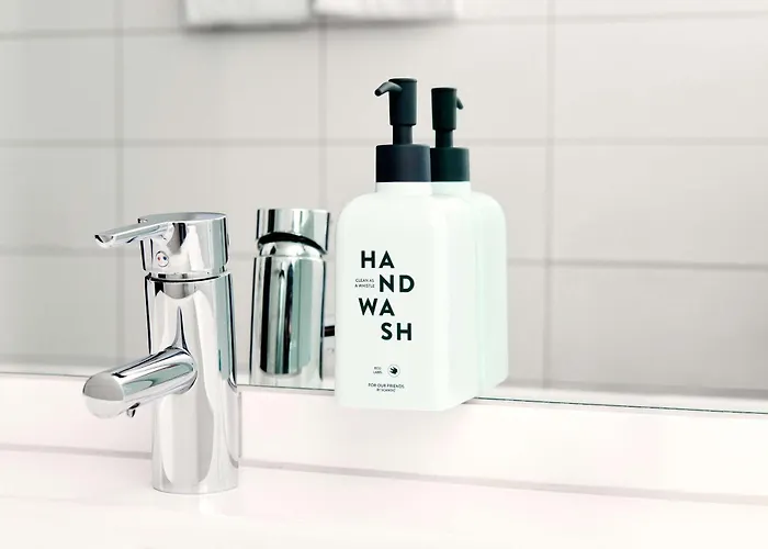 سكانديف سيمونكيتا