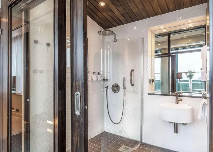 سكانديف سيمونكيتا