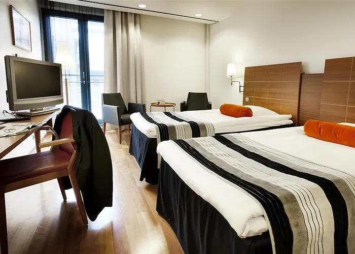 Scandic Simonkenttae 4*