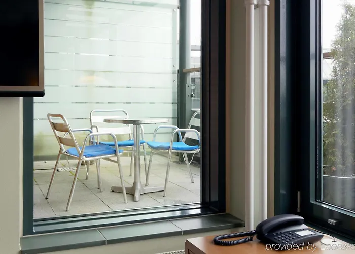 سكانديف سيمونكيتا فندق 4*