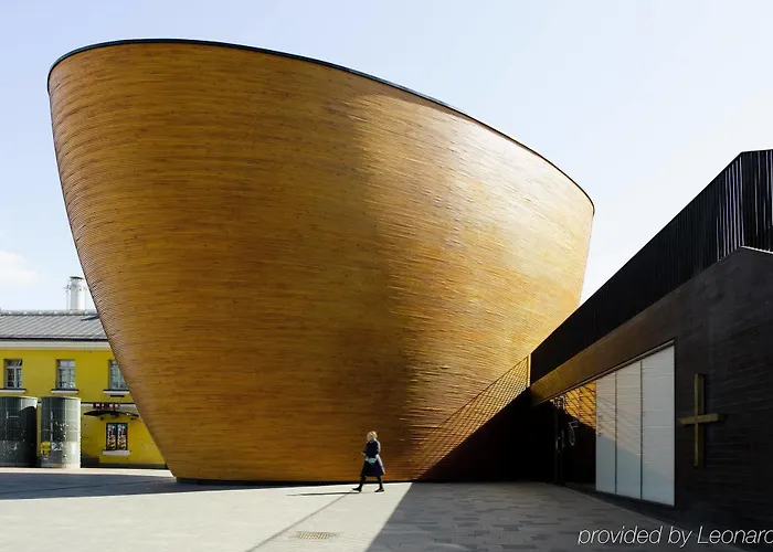 سكانديف سيمونكيتا فندق 4*