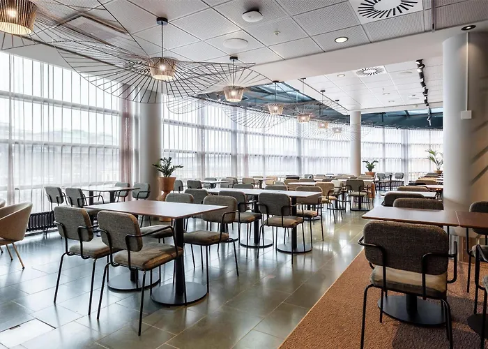 Hotel Scandic Simonkenttä 4*